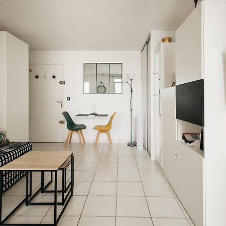 Cosy T1, A 10 Minutes A Pieds Des Plages Frejus Luaran gambar