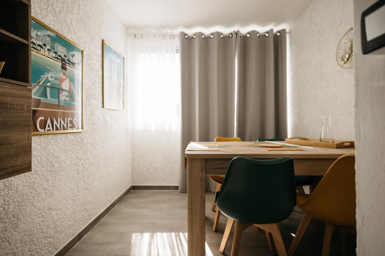 Cosy T1, A 10 Minutes A Pieds Des Plages Frejus Luaran gambar